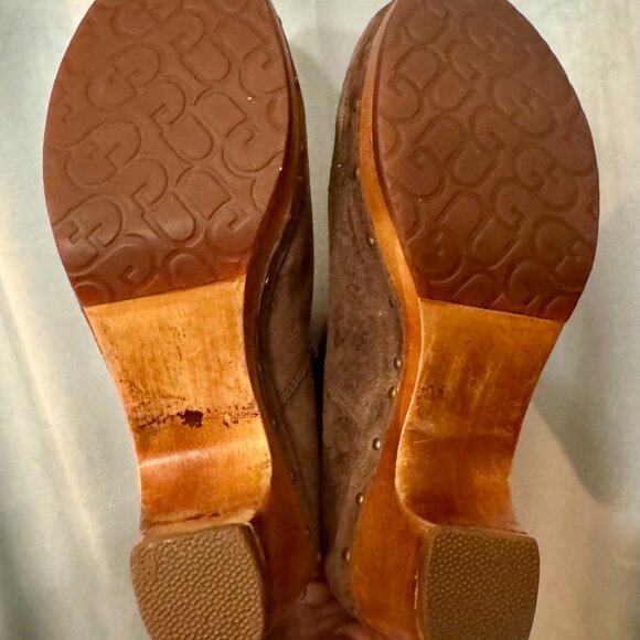 🤎 UGG Lynnea Ankle Boots – Brown Suede Shearling Stud Wood Clog | Women’s 8 🤎 - Picture 10 of 11